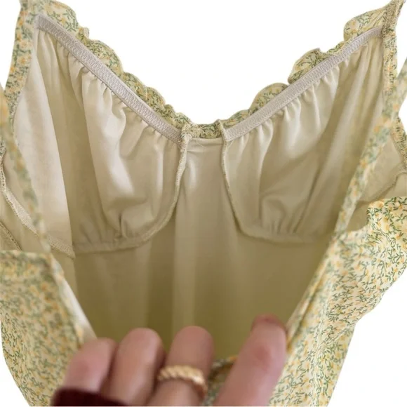 H&M Ruched Floral Yellow Sundress - Picture 4 of 4